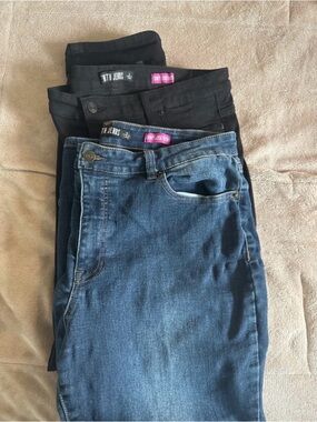 Bundle Of Two Women Denim Jeans Size 16